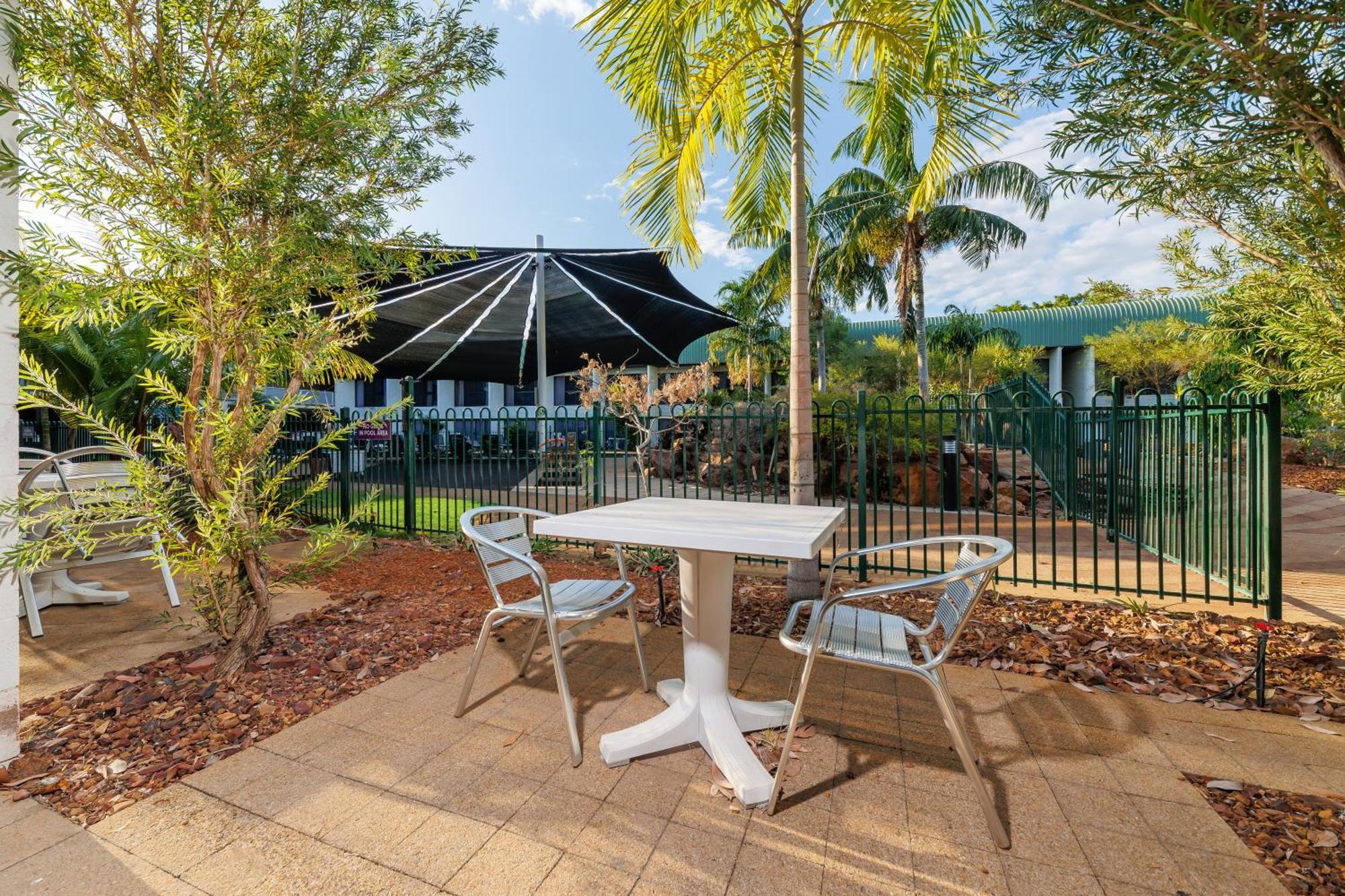 Mercure Kakadu Crocodile Jabiru Bagian luar foto